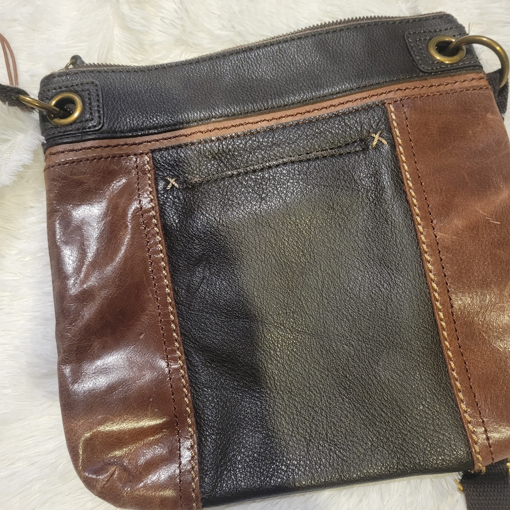 The Sak Leather Crossbody Bag - Picture 5 of 10